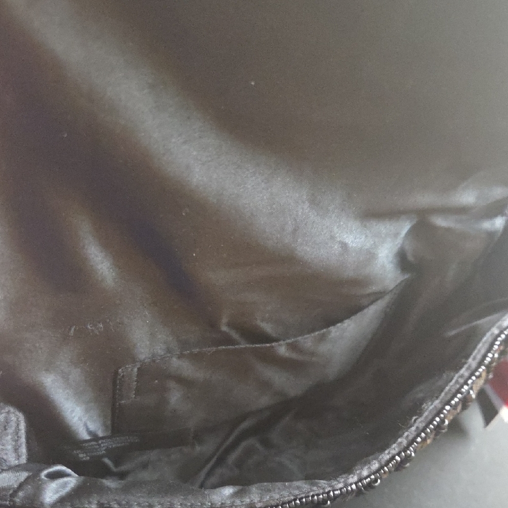 Black Sequin Beaded Clutch Shoulder Bag with Champagne Motif - Picture 13 of 13